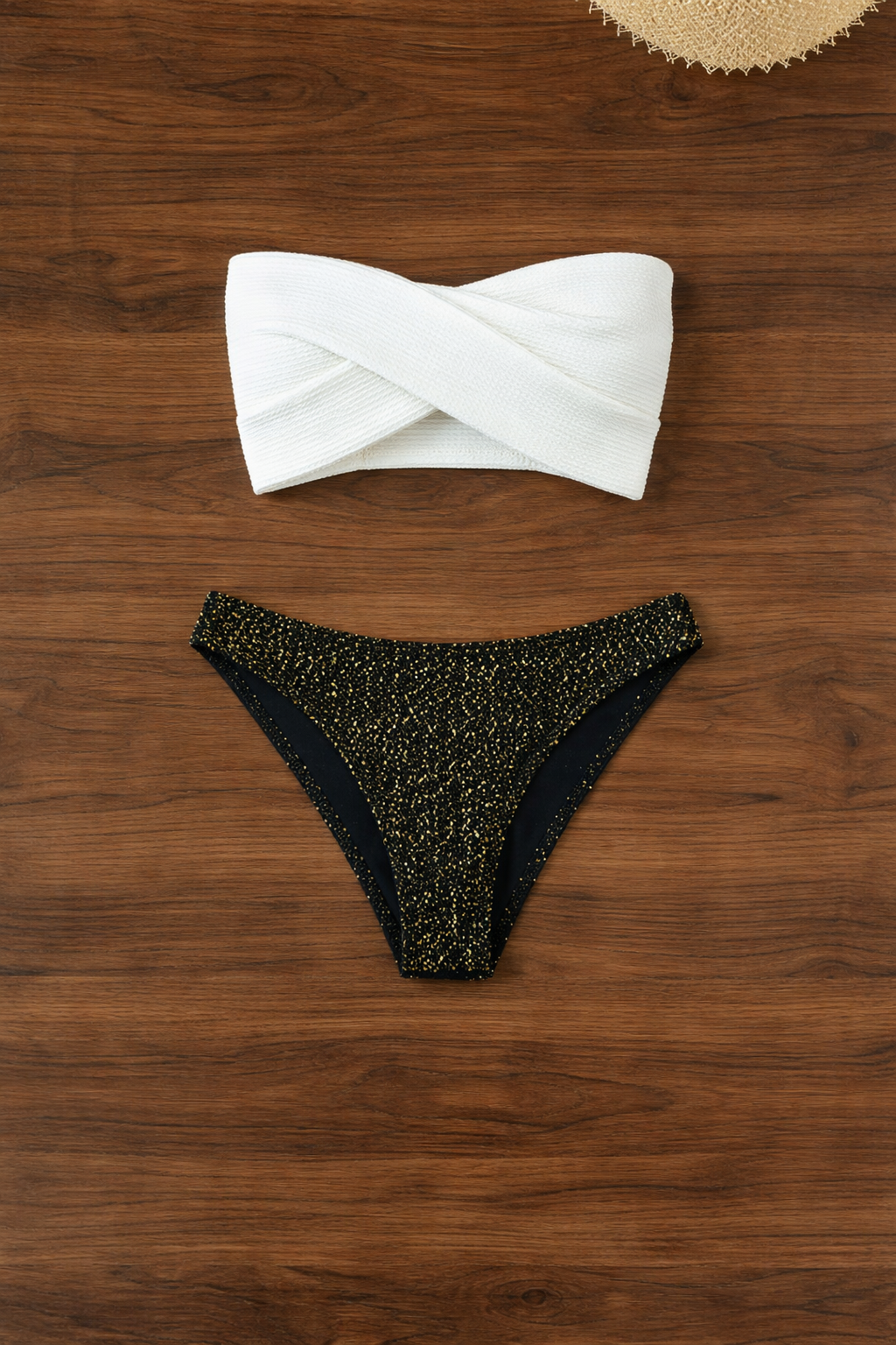 Two-Piece Bikini Set – Classic Summer Swimwear