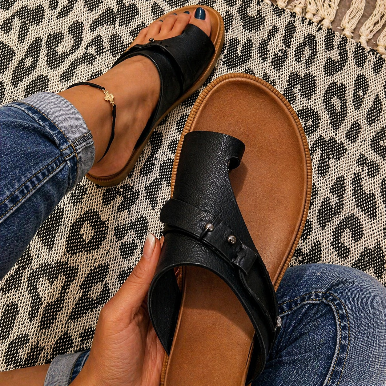 Casual PU Sandals – Simple Everyday Comfort