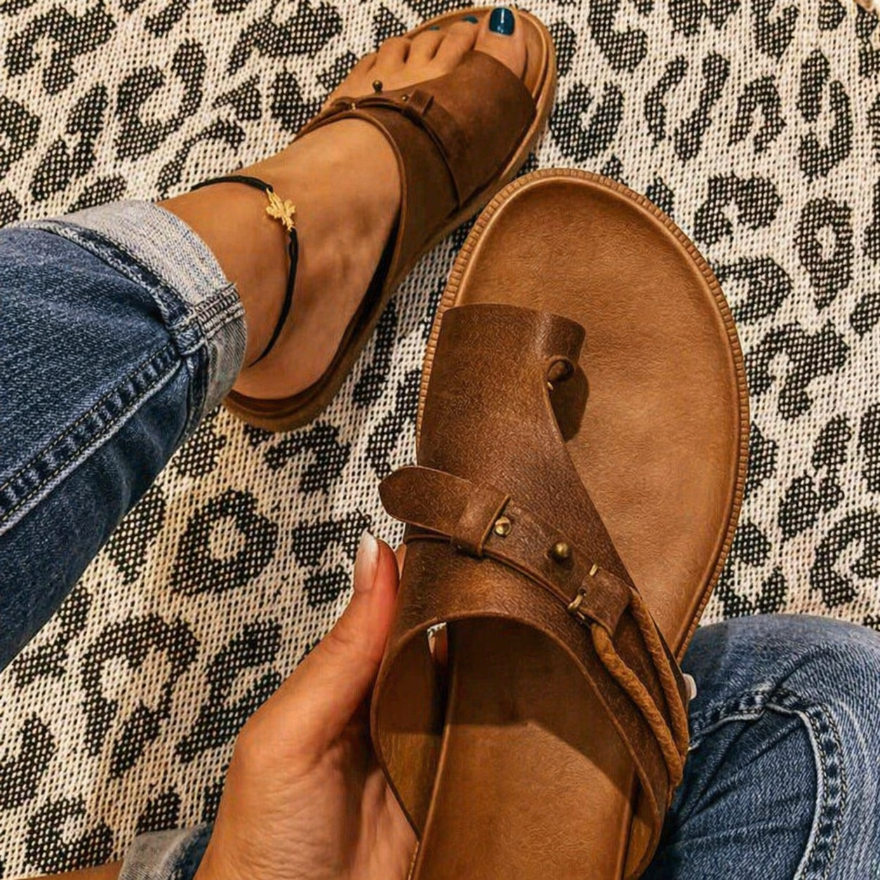 Casual PU Sandals – Simple Everyday Comfort