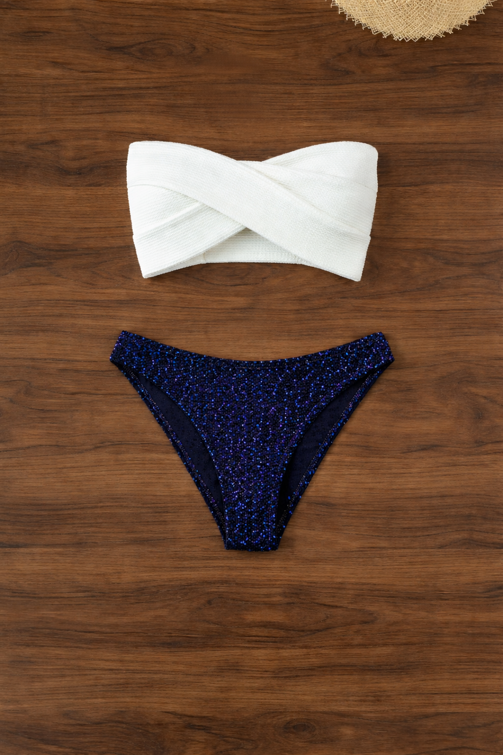 Two-Piece Bikini Set – Classic Summer Swimwear